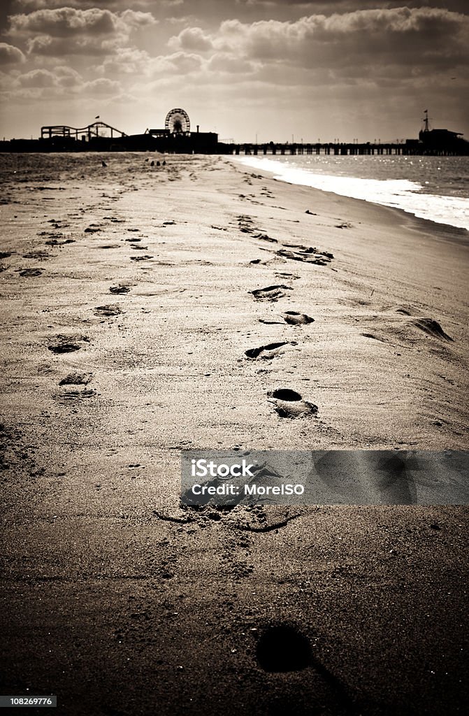Impronta sulla spiaggia - Foto stock royalty-free di Assenza