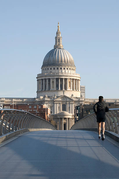 istock Runner in London, St. Paul's Cathedral, copy space (workout concept) 108270194