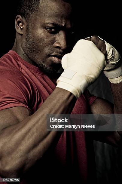 Foto de Competidor Acirrado e mais fotos de stock de Boxe - Esporte - Boxe - Esporte, Primeiro plano, Adulto