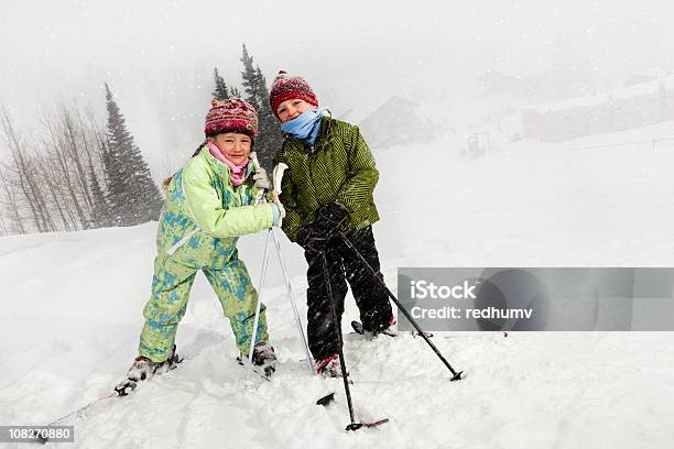 Photo libre de droit de Ski Pour Les Enfants banque d'images et plus d'images libres de droit de Hiver - Hiver, Photographie, Piste de ski