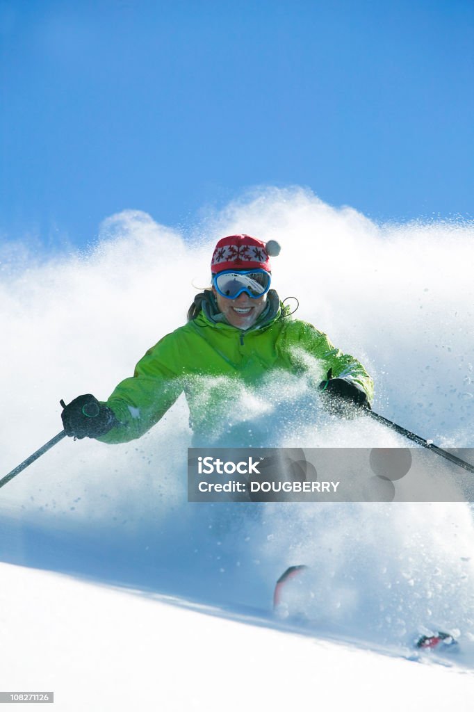 Skifahren im Pulverschnee - Lizenzfrei 30-34 Jahre Stock-Foto