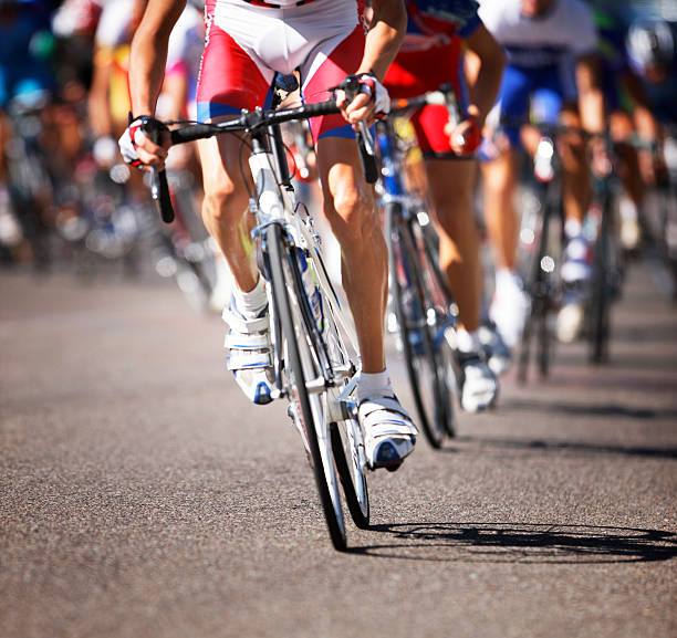 giro d'italie. image en couleur - triathlon cycling bicycle competition photos et images de collection