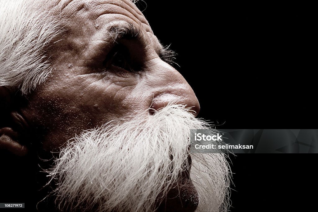 Retrato de homem sênior com grande Bar branco lidar com bigode - Foto de stock de 70 anos royalty-free