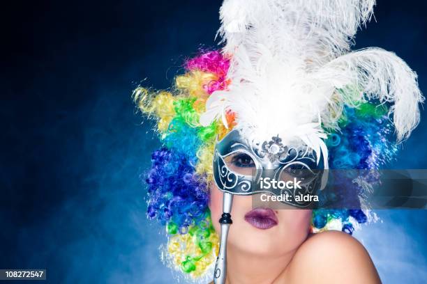 Mulher Mascarada - Fotografias de stock e mais imagens de Face Humana - Face Humana, Parque de Diversões - Evento de Entretenimento, Adulto