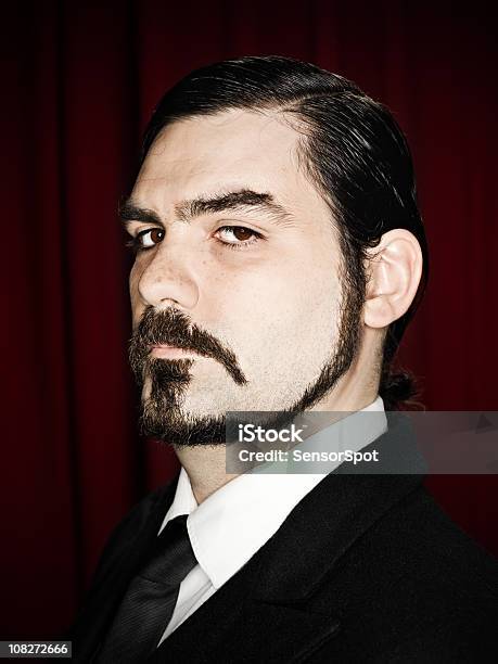 Retrato De Jovem Com Barba - Fotografias de stock e mais imagens de 1920-1929 - 1920-1929, Adulto, Adulto de idade mediana