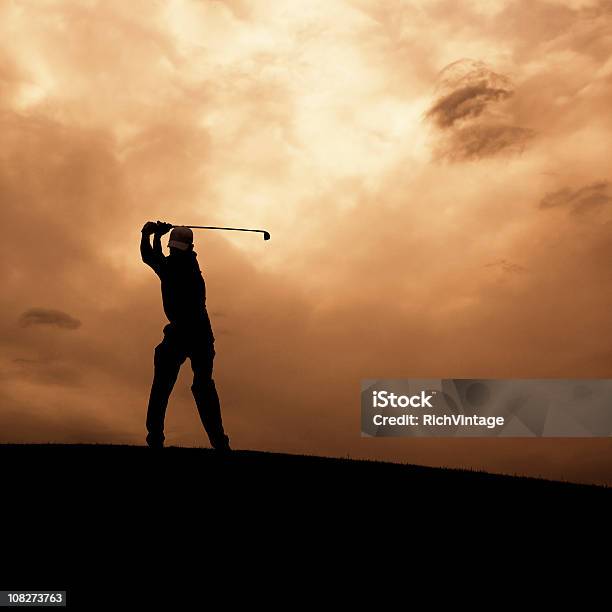 Golf Huśtanie Się Sylwetka - zdjęcia stockowe i więcej obrazów Golf - Sport - Golf - Sport, Golf swing, Mężczyźni