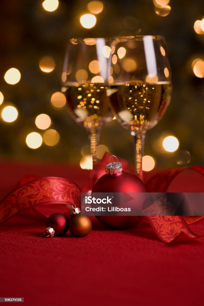 Vinho e luzes de Natal - Foto de stock de Natal royalty-free
