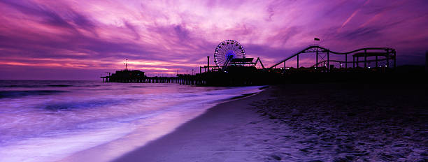 santa monica pier panorama, aux - santa monica beach city of los angeles california photos et images de collection