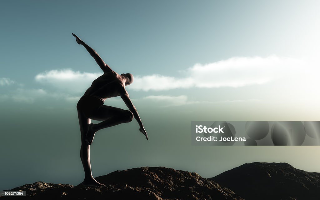 Yoga al amanecer (Vrksasana - Foto de stock de Yoga libre de derechos