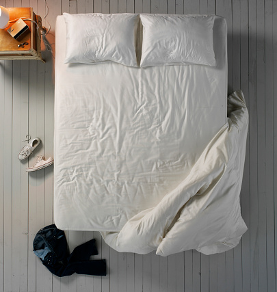 An Empty Bed Pictures | Download Free Images on Unsplash