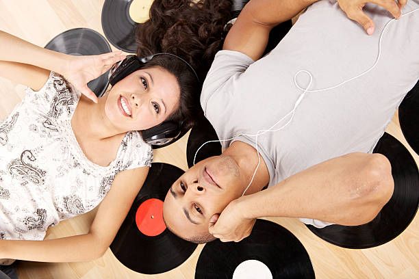 istock listening to music 108274766