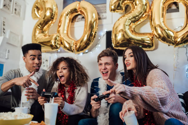 istock Friends playing video games 1082791302