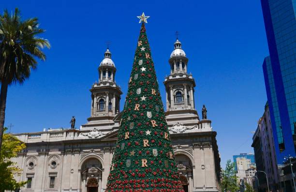 istock Christmas in Santiago 1083004368