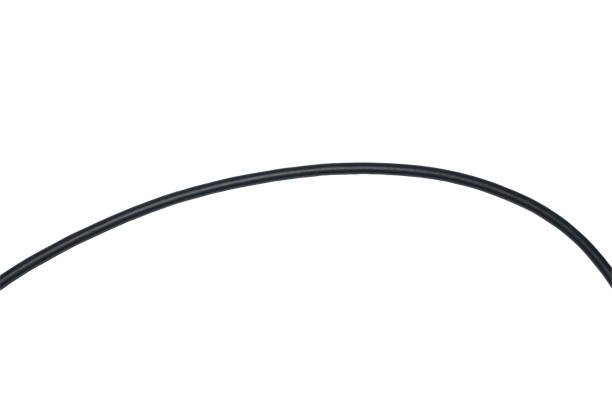 分離した白い背景の黒い太い単線ケーブル - usb wire ストックフォトと画像