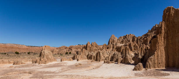 istock Catherdral caves at Cedar Breaks usa 1083036816