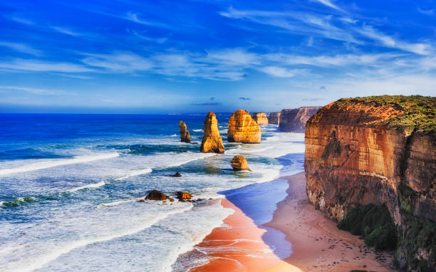 ゴア 12 使徒日光ミッド ワイド - australia melbourne landscape twelve apostles ストックフォトと画像