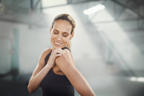 istock I think I injured my shoulder 1083067840
