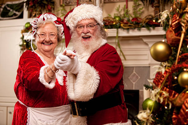 Imágenes de baile con Sra. Real de Santa Claus - foto de stock