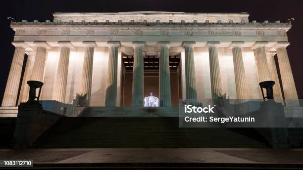 Lincoln Memorial At Night Stock Photo - Download Image Now - Lincoln Center, Abraham Lincoln, American Civil War