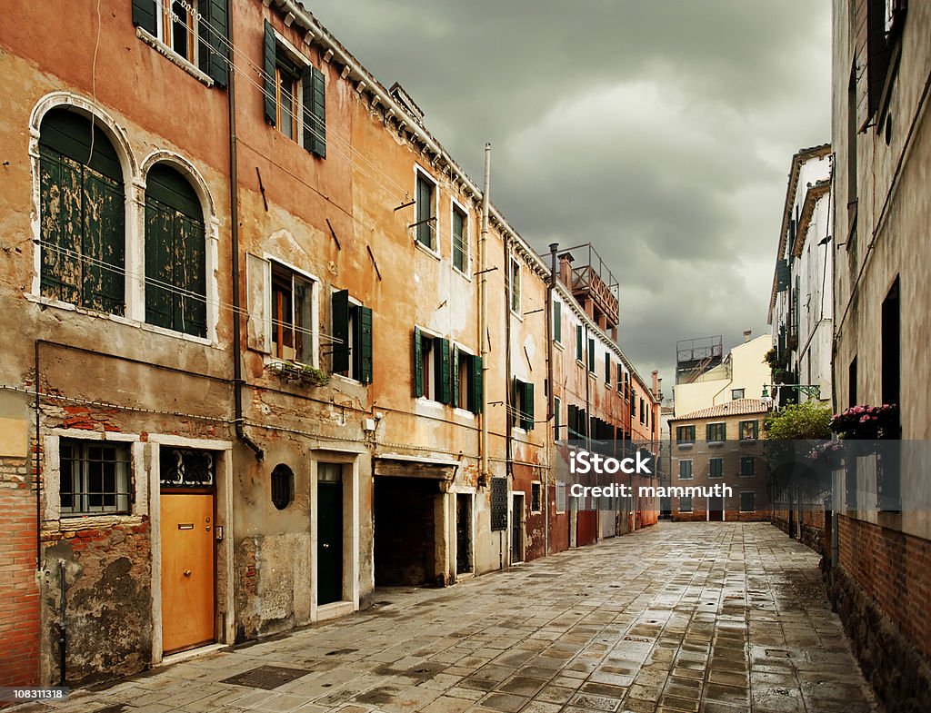 Venetian patio - Foto de stock de Anticuado libre de derechos