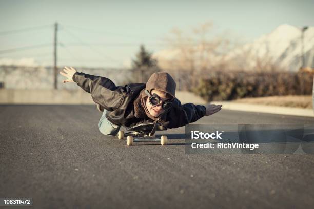 Skateboardpiloten Stockfoto und mehr Bilder von Fliegerbrille - Fliegerbrille, Flugzeug steuern, Pilot