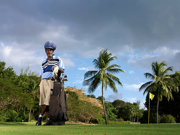 golfista - caddy fotografías e imágenes de stock