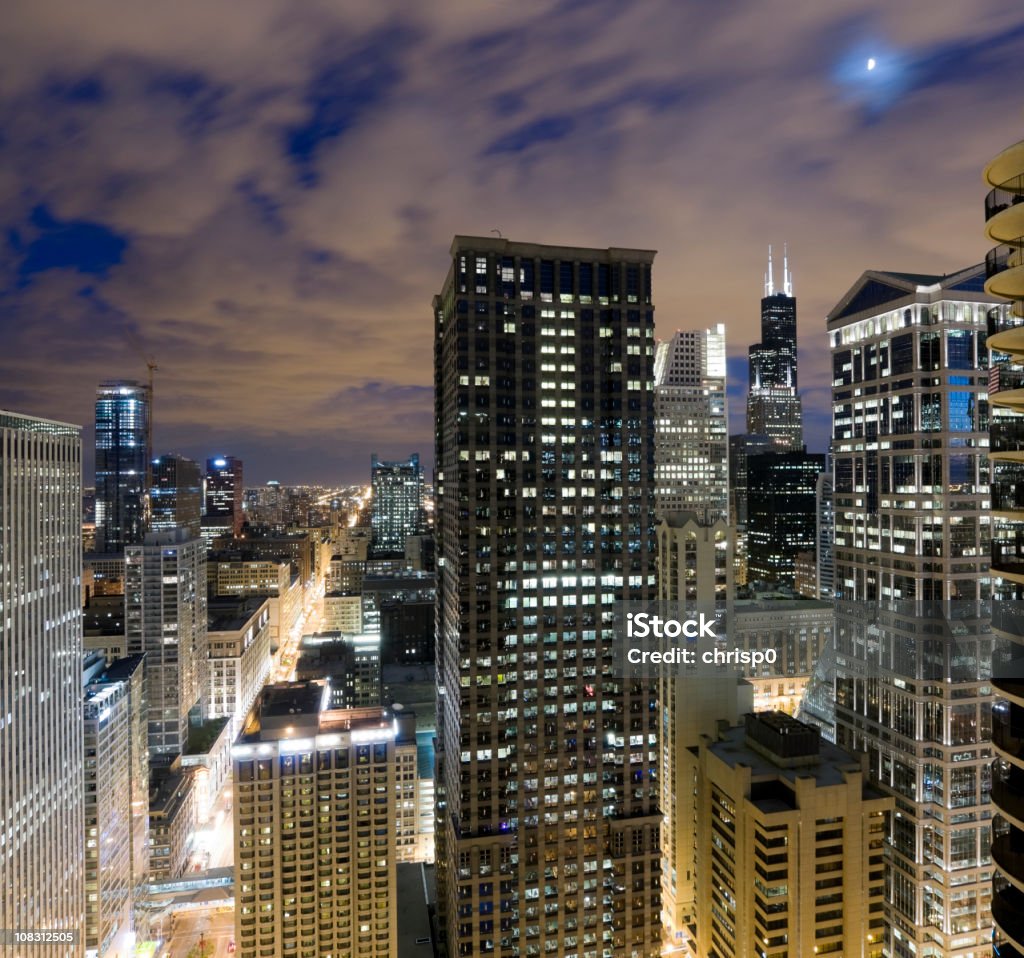 Chicago Loop View Chicago Loop At Dusk Stock Photo - Download Image Now - Aerial View ...