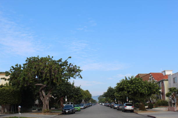 istock OCEAN SKY - SANTA MONICA - 111818 A 1083125568