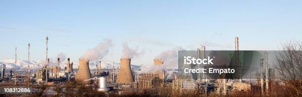 Planta Petroquímica De Grangemouth Ángulo Amplio Panorama Foto de stock y más banco de imágenes de Planta química