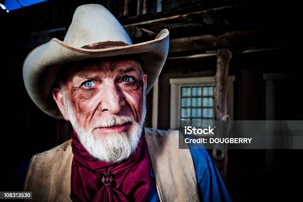Cowboy - Fotografie stock e altre immagini di Cowboy - Cowboy, Gilet - Capo di vestiario, 70-79 anni