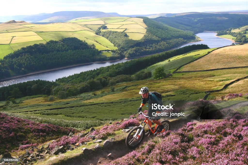 in Mountain bike nel Parco Nazionale di Peak District - Foto stock royalty-free di Ciclismo