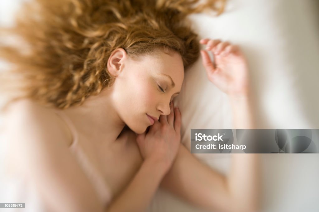 Dormire - Foto stock royalty-free di Donne