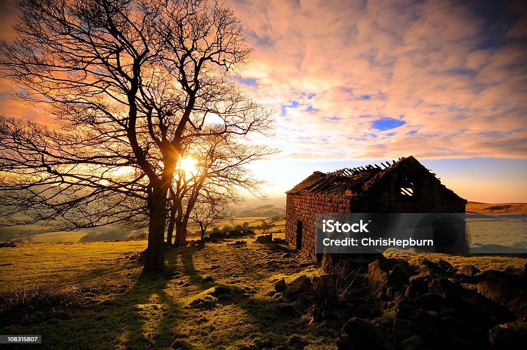 Abandoned House in The Peak District  Peak District National Park Stock Photo