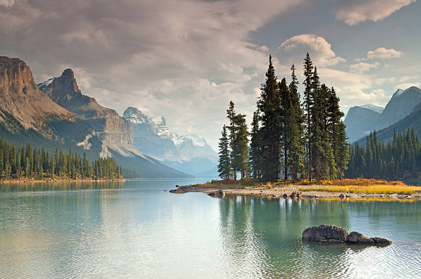 istock Spirit Island Maligne Lake 108315949