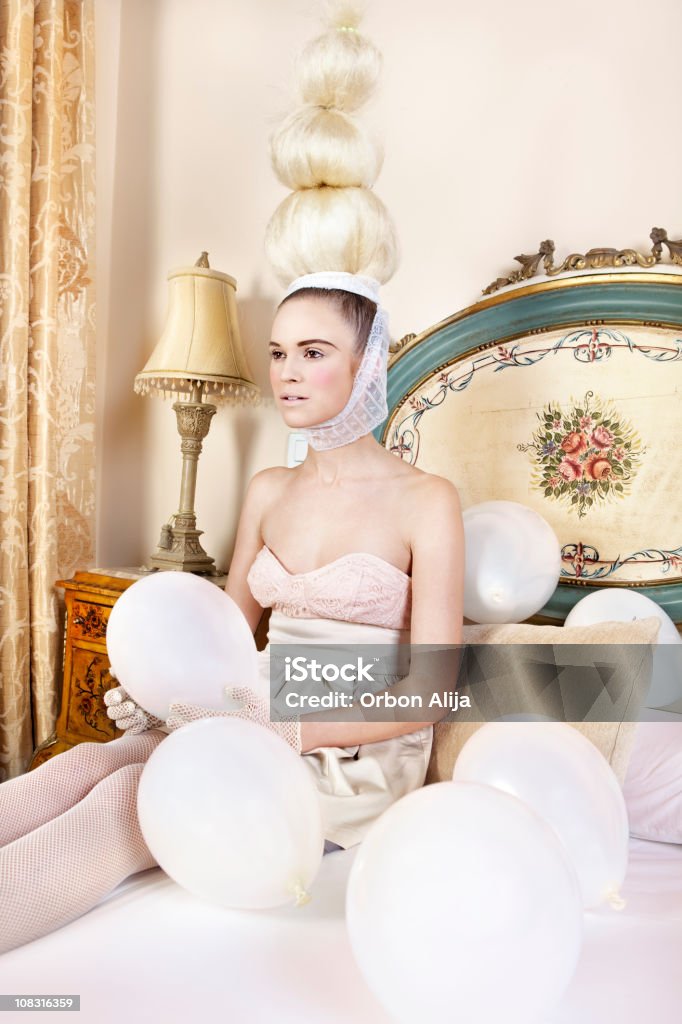 Mujer con globos - Foto de stock de Modelo de modas libre de derechos