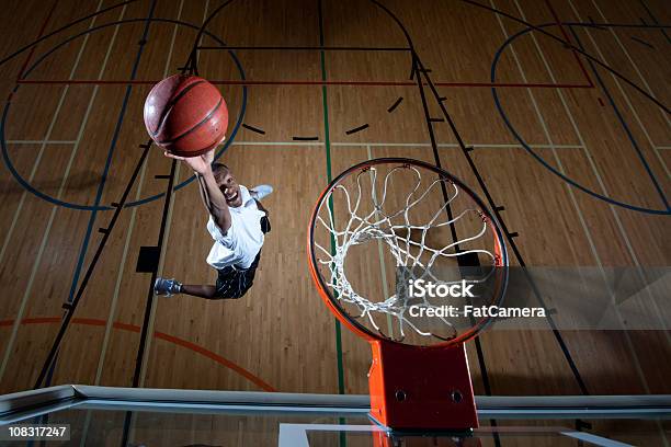 Giocatore Di Basket - Fotografie stock e altre immagini di Slam dunk - Slam dunk, Basket, Palla da pallacanestro