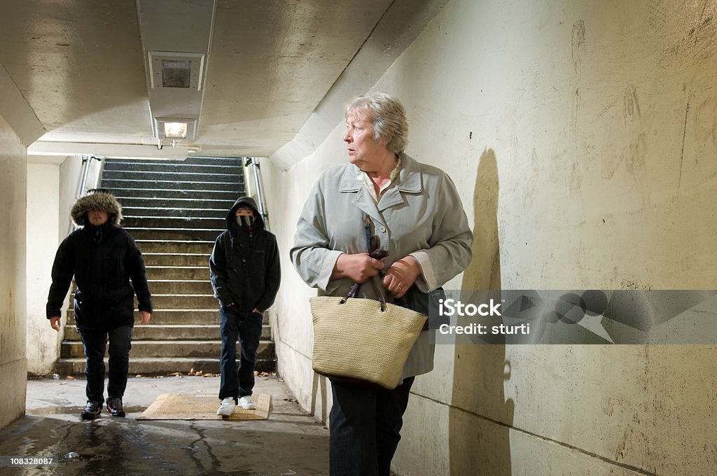 Menace de métro - Photo de Irrespect libre de droits