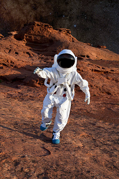 Astronaut on Mars http://dieterspears.com/istock/links/button_space.jpg spacewalk photos stock pictures, royalty-free photos & images