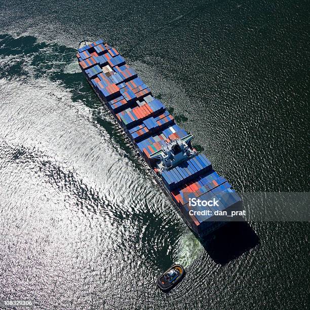 Frachtschiff Luftaufnahme Stockfoto und mehr Bilder von Frachtschiff - Frachtschiff, Behälter, Container