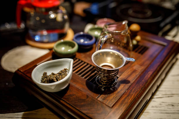 istock Shen Puer tea brewing process, tea ceremony 1083397894