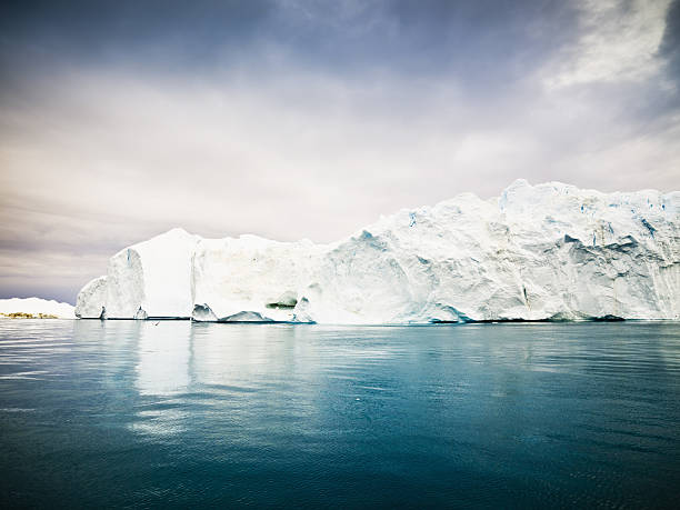 istock Arctic Icebergs Greenland Ice Fjord 108347586