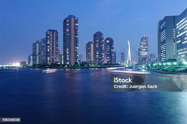 Foto de Tóquio Do Rio Sumida e mais fotos de stock de Distrito de Harumi - Tóquio - Distrito de Harumi - Tóquio, Arquitetura, Arranha-céu