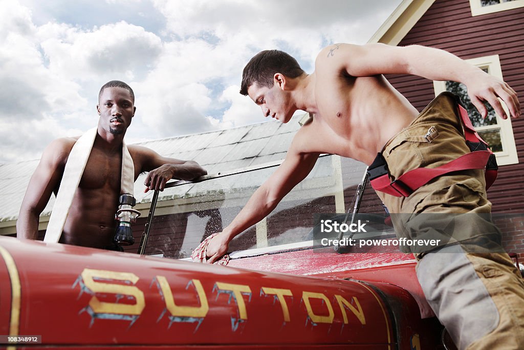 Sexy Feuerwehrleute - Lizenzfrei Afro-amerikanischer Herkunft Stock-Foto