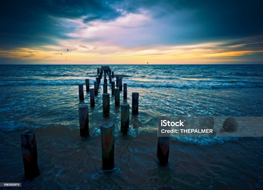 Coucher de soleil sur la plage de naples, en Floride - Photo de Naples - Floride libre de droits