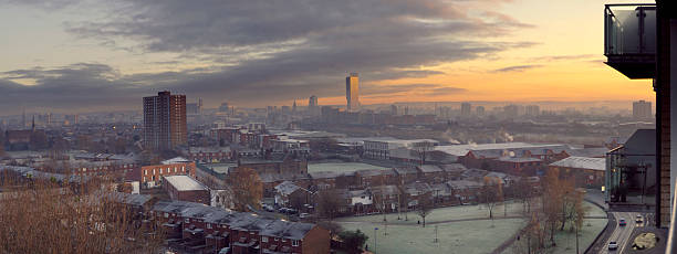 paisagem urbana - grande manchester - fotografias e filmes do acervo