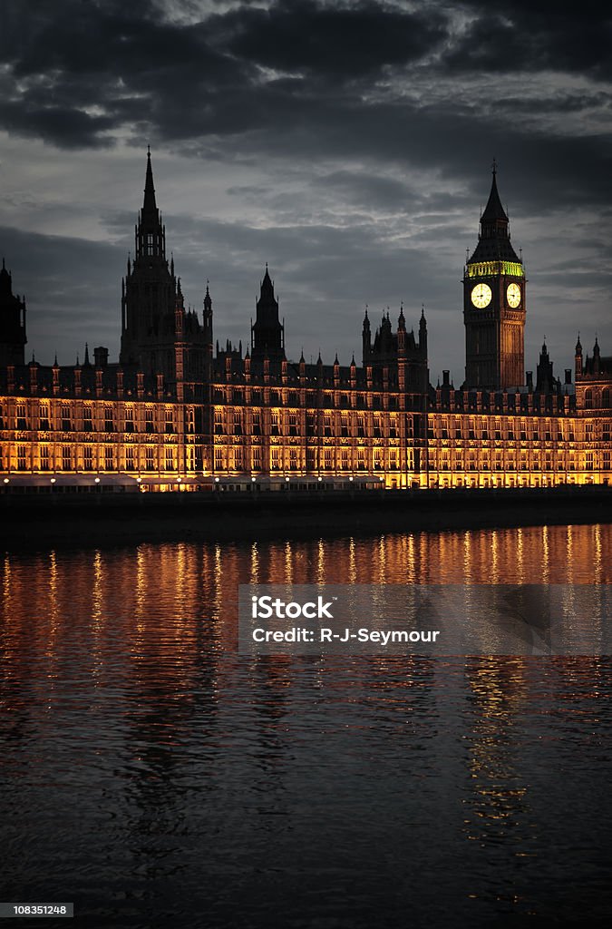 Сумерки London - Стоковые фото Лондонский Сити роялти-фри