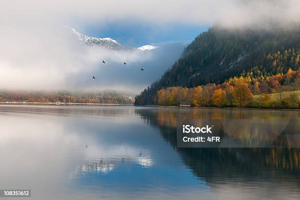 Un Inizio Dellautunno Mattinaalpi Austriache Xxxl - Fotografie stock e altre immagini di Montagna