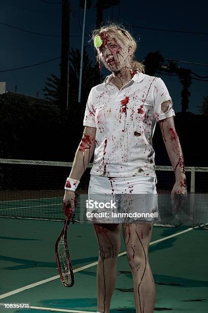 Zombie Tenis Player - zdjęcia stockowe i więcej obrazów Rakieta do tenisa ziemnego - Rakieta do tenisa ziemnego, Tenis, Piłka