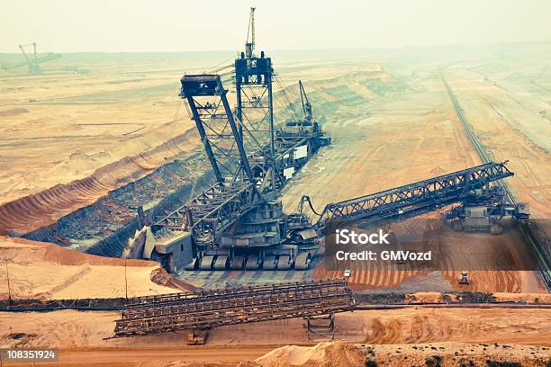 Balderoda Excavator - Fotografias de stock e mais imagens de Balde - Balde, Lixo, Mina de carvão