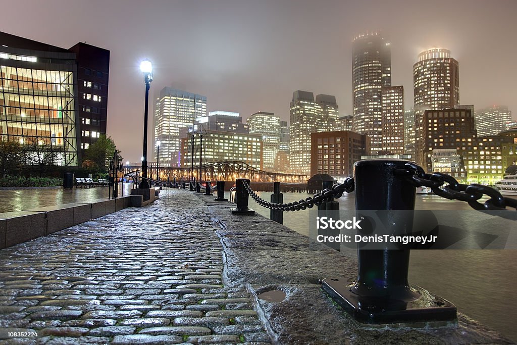 Rainy noche en Boston - Foto de stock de Adoquinado libre de derechos